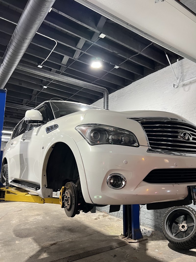 West Town Auto Repair in Chicago